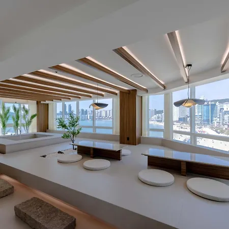Meomulda Ga Gwangan Poolvilla